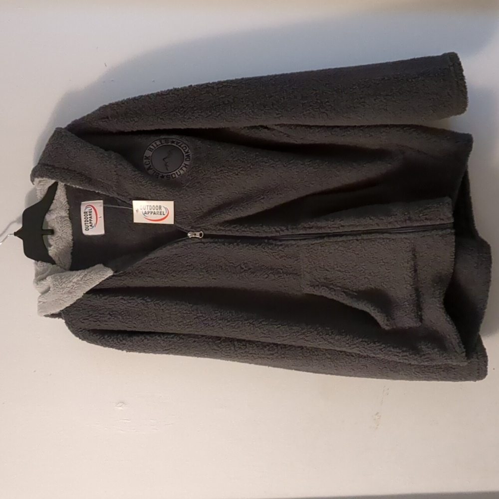 Black Hills South Dakota fleece hooded jacket size L